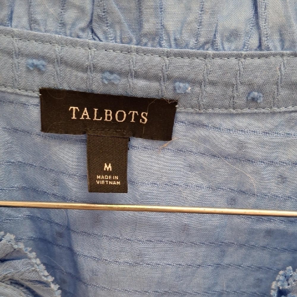 5/$25- Talbots-Women's Sky Blue Blouse-EUC - Picture 3 of 7